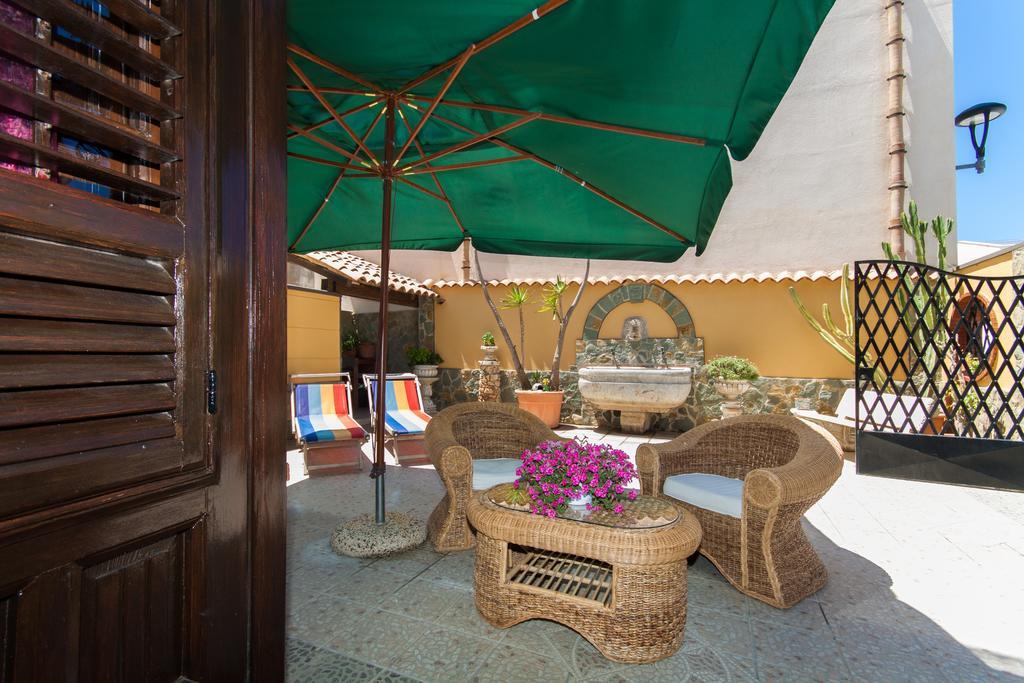 Loft Sul Mare Apartamento Balestrate Quarto foto