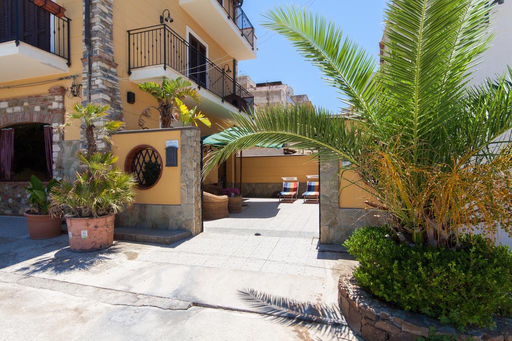 Loft Sul Mare Apartamento Balestrate Quarto foto
