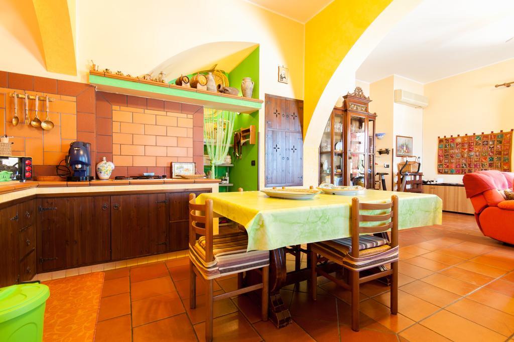 Loft Sul Mare Apartamento Balestrate Quarto foto